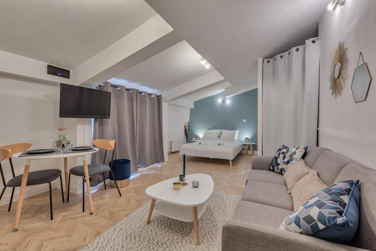 Appartement Renove Proche Arc Triomphe - 2P باريس المظهر الخارجي الصورة
